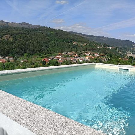 Casa Amarela Da Canicada ヴィエイラ・ド・ミーニョ エクステリア 写真