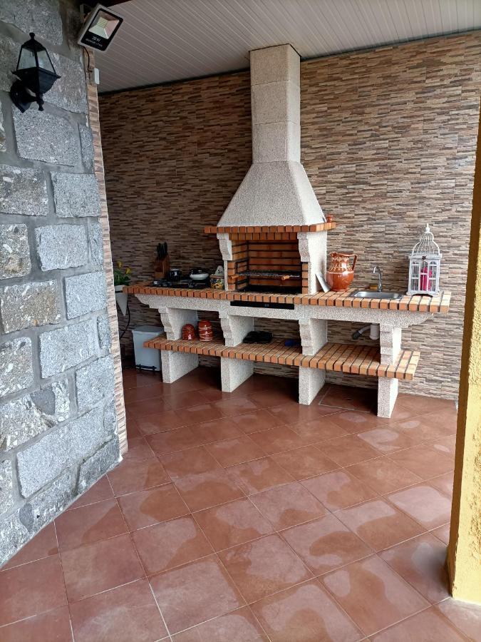 Casa Amarela Da Canicada ヴィエイラ・ド・ミーニョ エクステリア 写真
