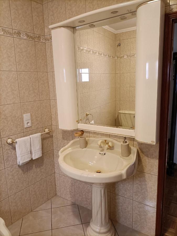 Casa Amarela Da Canicada ヴィエイラ・ド・ミーニョ エクステリア 写真