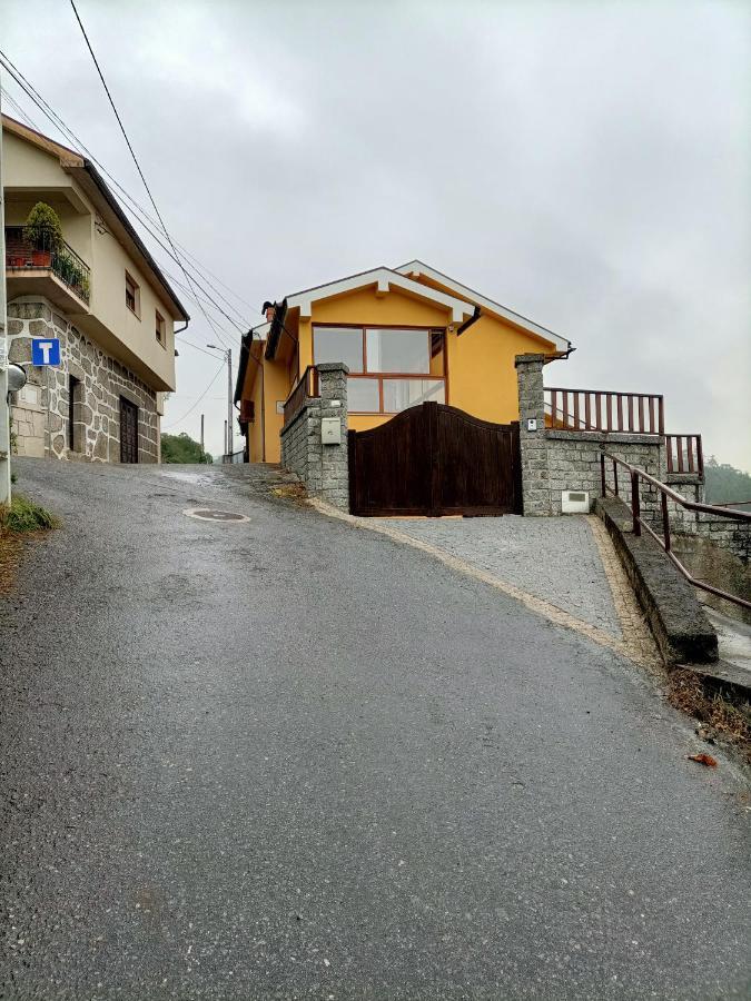 Casa Amarela Da Canicada ヴィエイラ・ド・ミーニョ エクステリア 写真