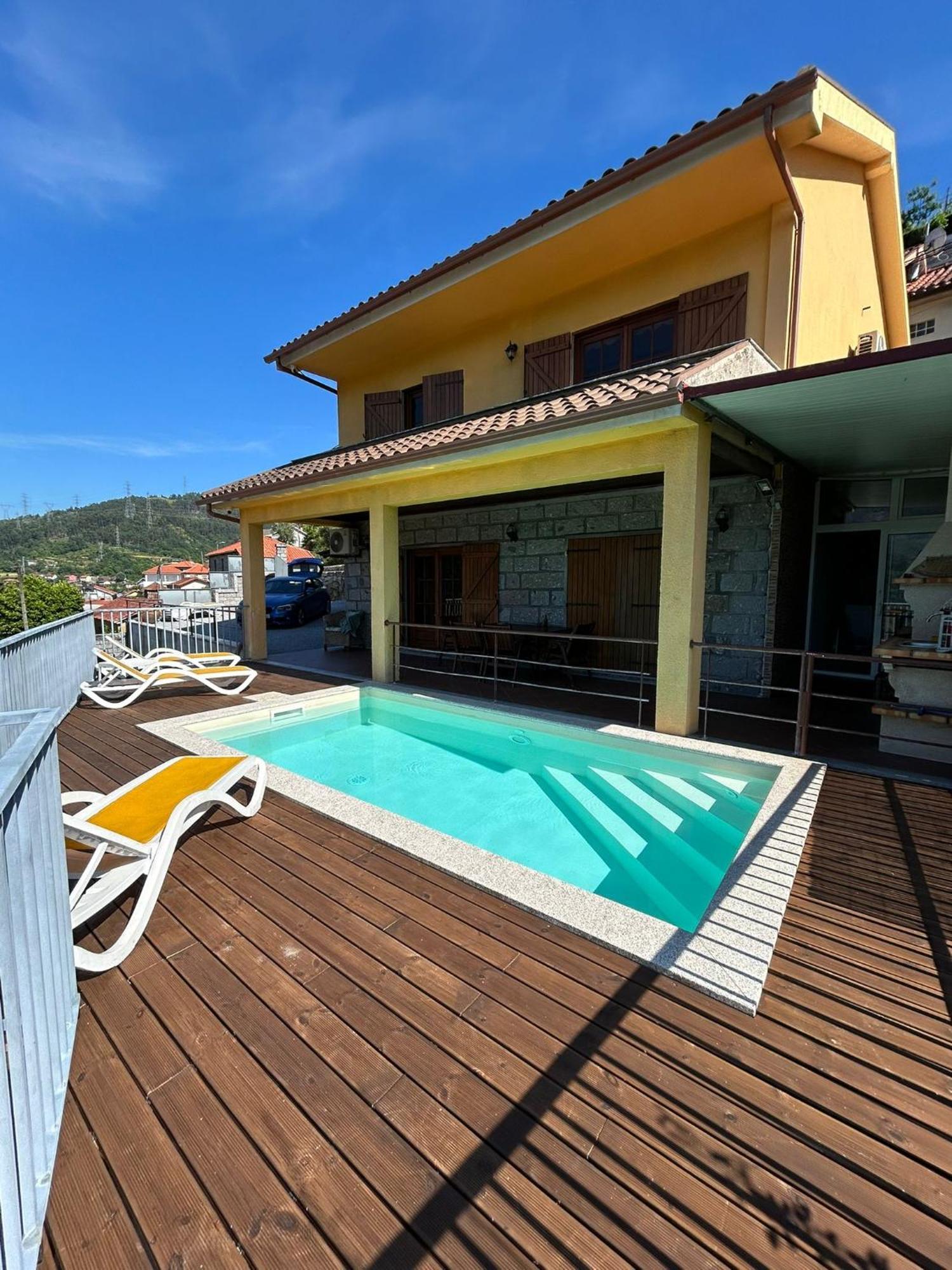 Casa Amarela Da Canicada ヴィエイラ・ド・ミーニョ エクステリア 写真